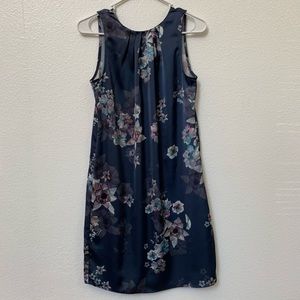 H&M Pretty Sleeveless Floral Dress